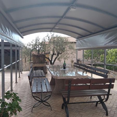 Tourist Farm With Apartments Fig Tree Dekani Exteriér fotografie